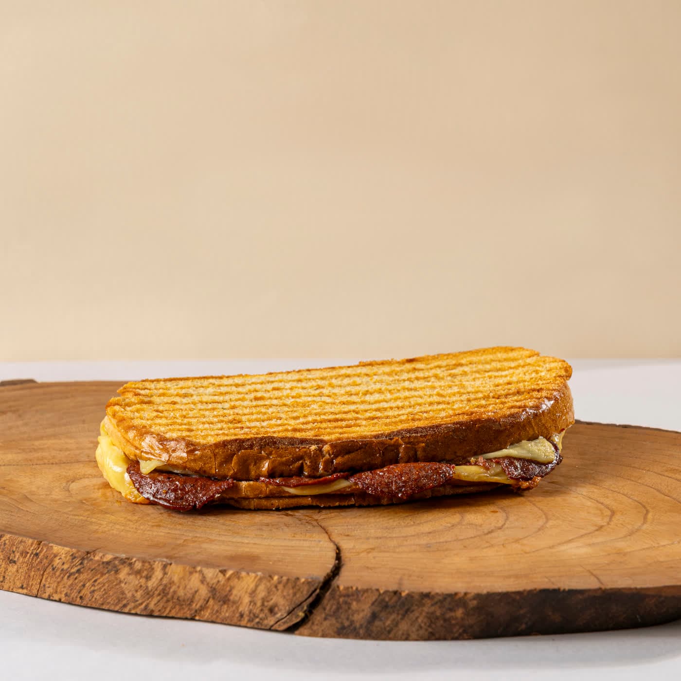 Kasap Sucuklu Tost